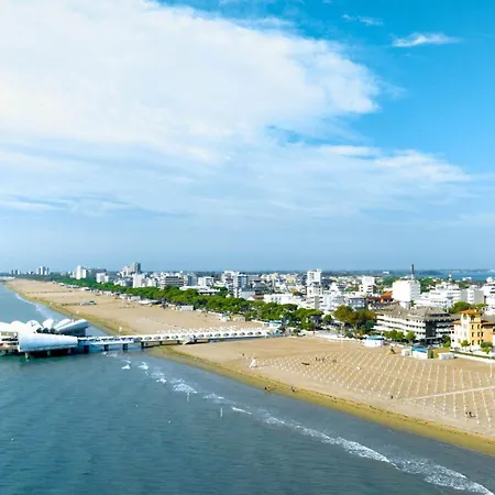 Charming Flat In Building With Solarium